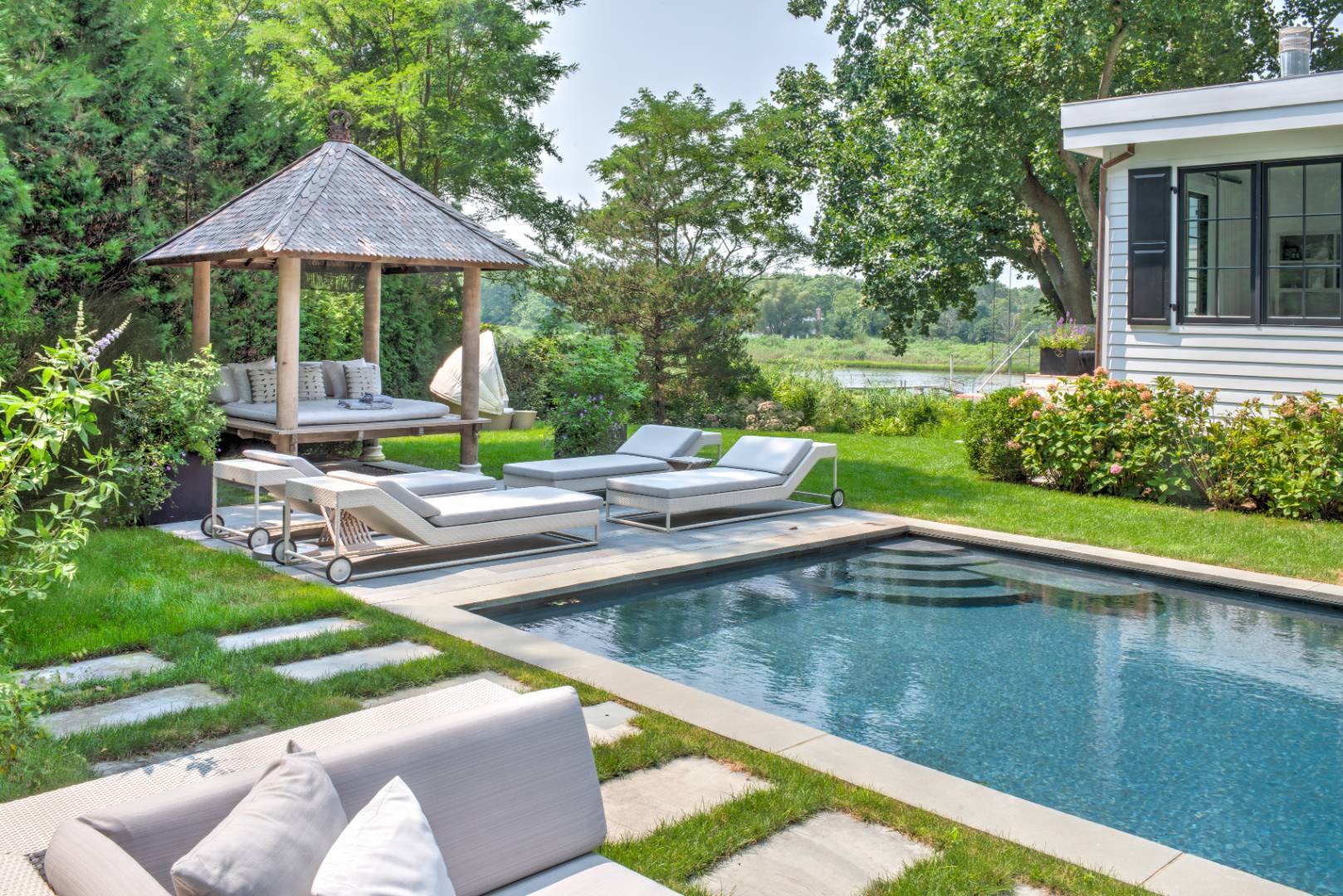 51 Dumar Drive — Sag Harbor