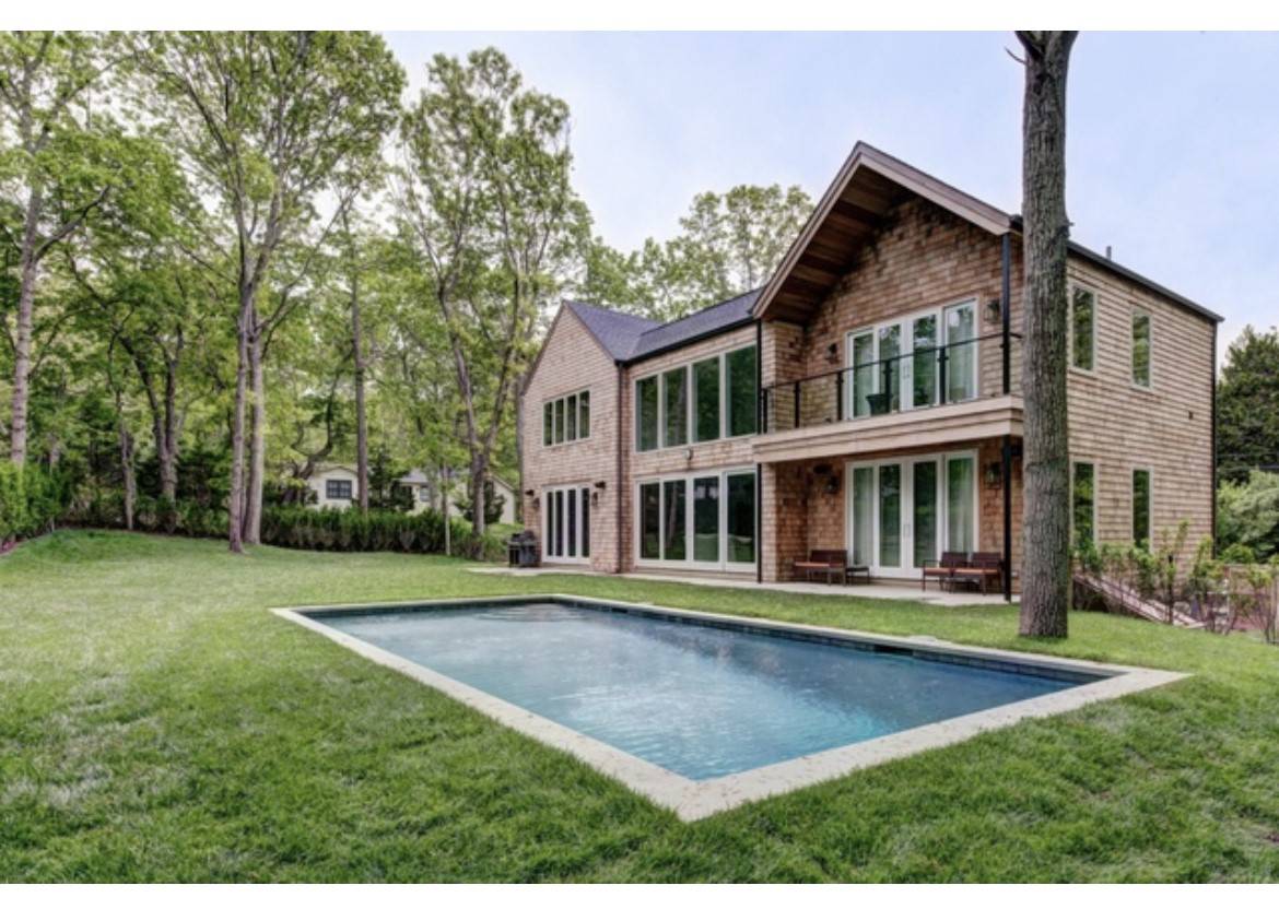 85 Hempstead Street — Sag Harbor