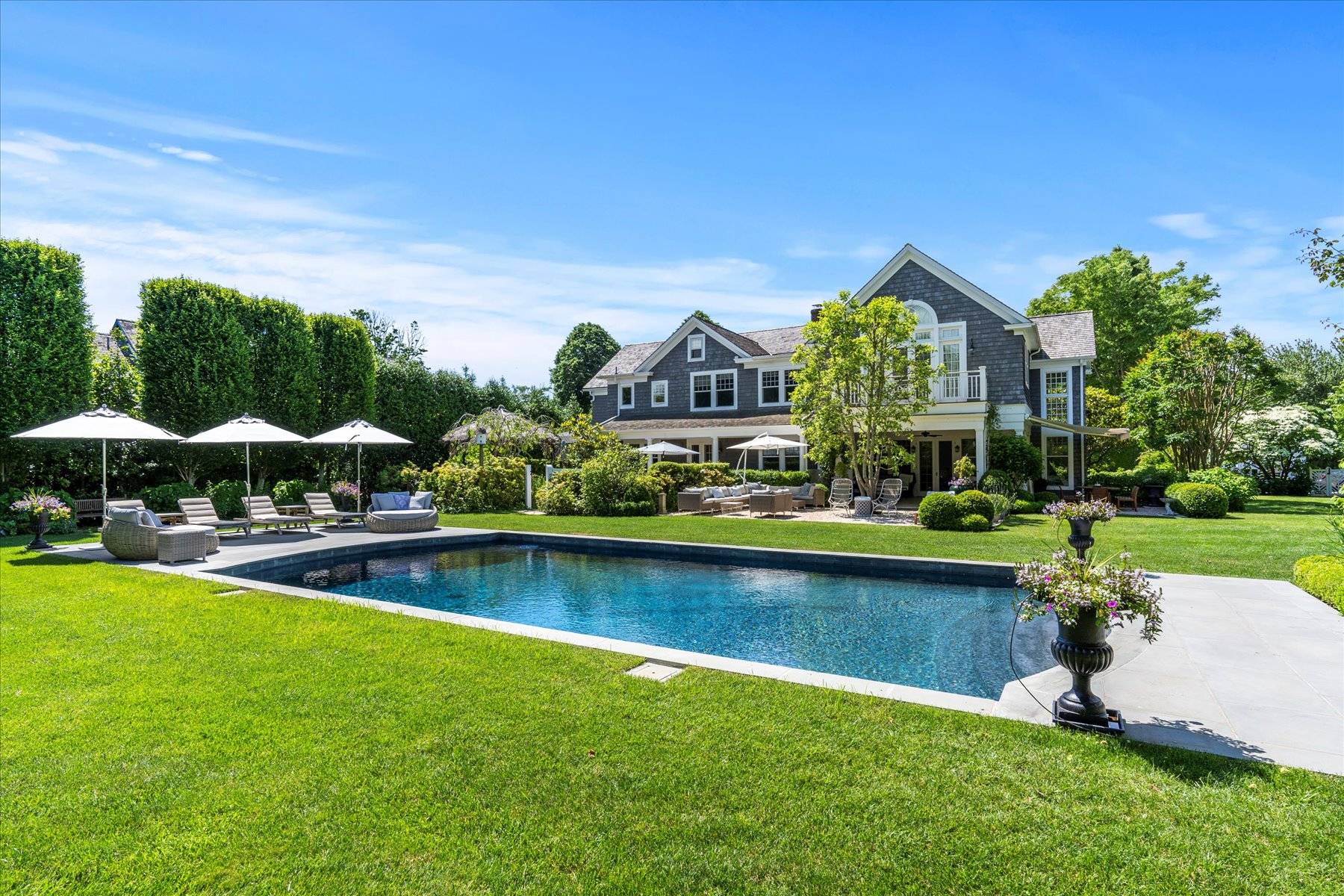 52 Davids Lane — East Hampton
