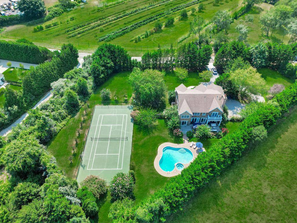 72 Windmill Lane — Bridgehampton