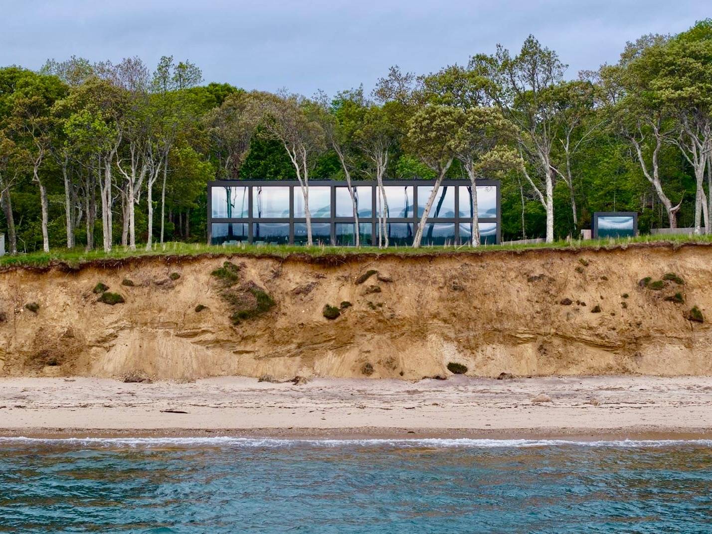 32 Hedges Banks Drive — East Hampton